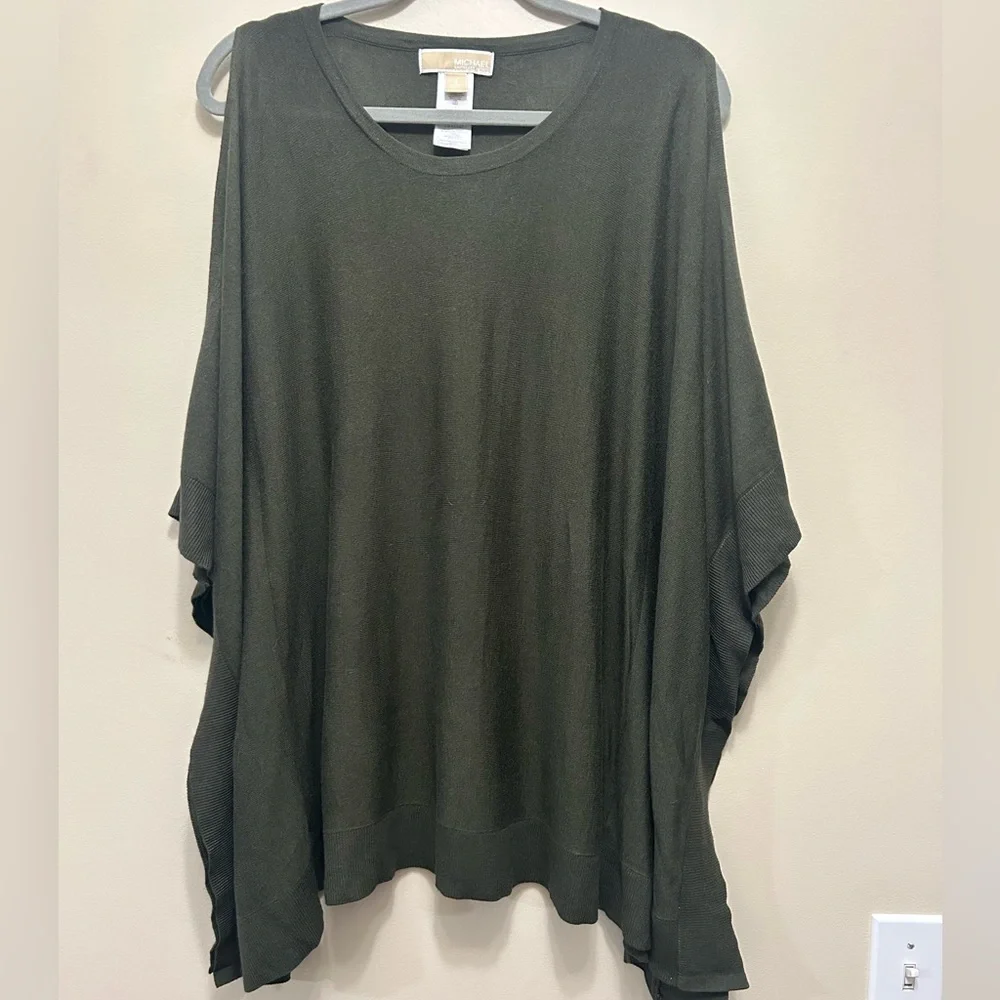 Michael Kors Poncho - Picture 2 of 2